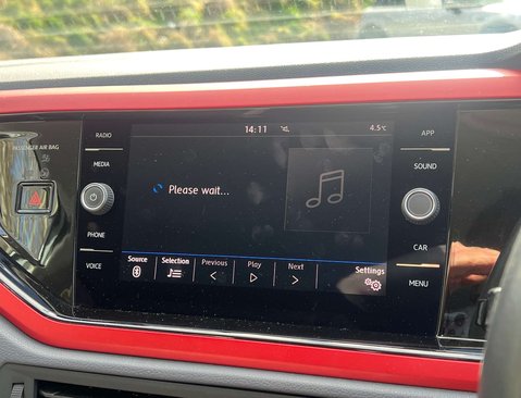 Volkswagen Polo 1.0 Polo Beats TSi Semi-Auto 5dr 21