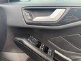 Ford Focus 1.0T EcoBoost ST-Line Euro 6 (s/s) 5dr 23