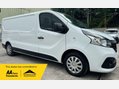 Renault Trafic 1.6 dCi 27 Business+ Panel Van 5dr Diesel Manual SWB Standard Roof Euro 6 ( 1