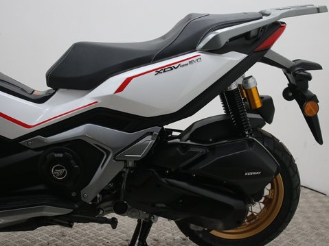 Keeway XDV 125 Evo Pro 27