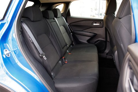 Nissan Qashqai DIG-T ACENTA PREMIUM DCT MHEV 34