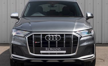 Audi SQ7 4