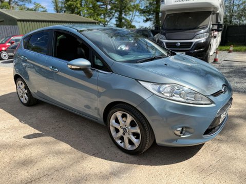 Ford Fiesta 1.4 Fiesta Titanium Auto 5dr 6