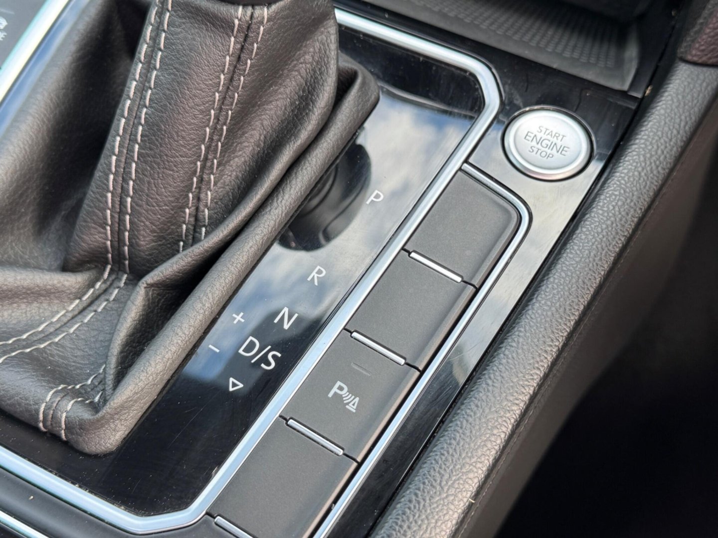 2023 Volkswagen Passat — image 27