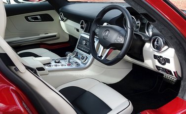 Mercedes-Benz SLS AMG 15