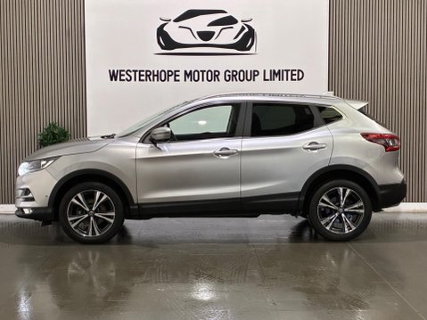 Nissan Qashqai 1.5 dCi N-Connecta Euro 6 (s/s) 5dr 18