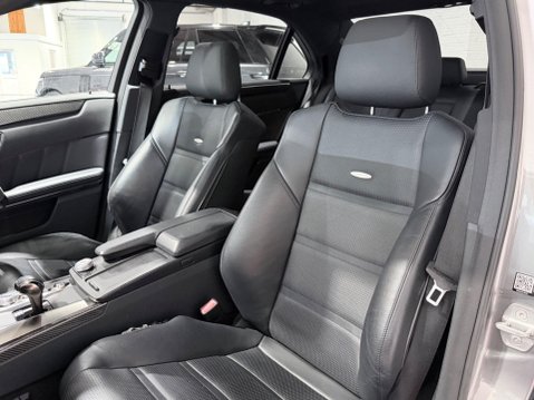 Mercedes-Benz E Class 6.2 E63 V8 AMG G-Tronic Euro 5 4dr 11