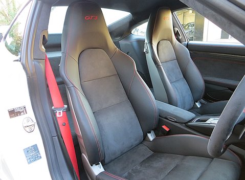 Porsche 911 (991) GT3 11