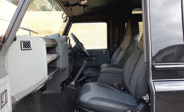 Land Rover 90 Autobiography 7