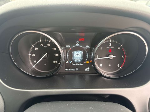 Land Rover Discovery Sport 2.0 TD4 HSE SUV 5dr Diesel Auto 4WD Euro 6 (s/s) (180 ps) 28