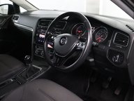 Volkswagen Golf SE NAVIGATION TDI 5