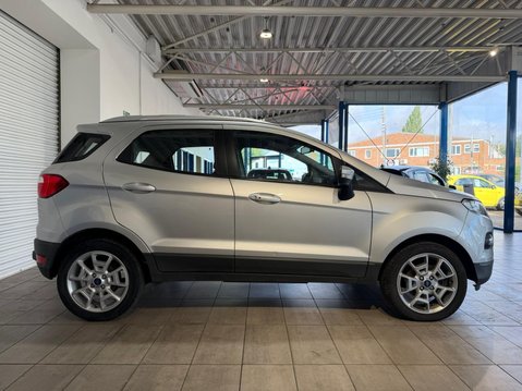 Ford Ecosport 1.0T EcoBoost Titanium 2WD Euro 5 (s/s) 5dr Keyless, Climate, Heated Seats 3
