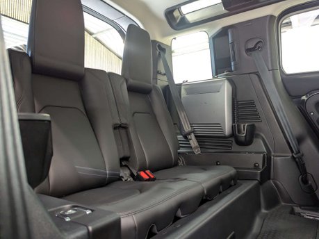Land Rover Defender 3.0 Defender XS Edition MHEV Auto 4WD 5dr 54