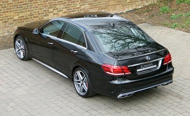 Mercedes-Benz E Class S AMG 11
