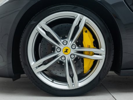 Ferrari GTC4 Lusso V12 