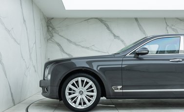 Bentley Mulsanne V8 Mulliner 38