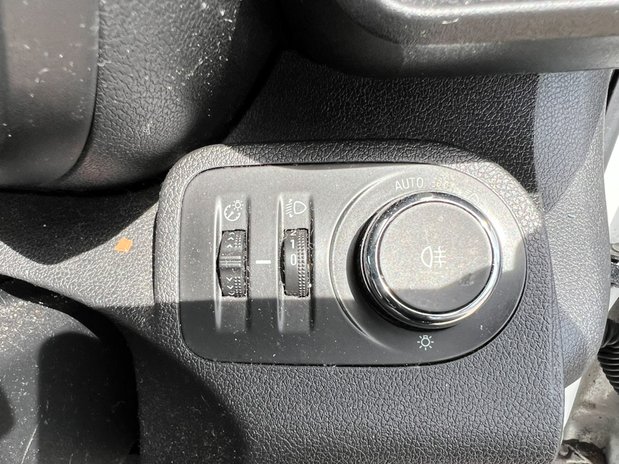 Vauxhall Combo LWB L2H1 2300 Sportive Air Con Sensors EURO 6 39