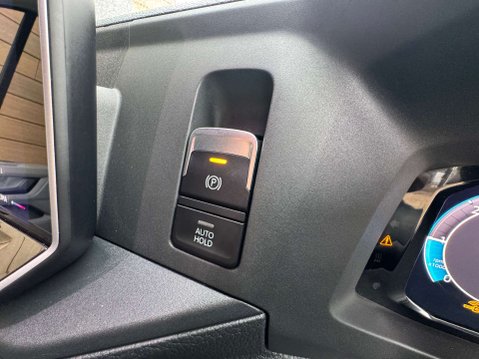 Volkswagen Crafter 2.0 Crafter CR30 Commerce TDI 5dr 25
