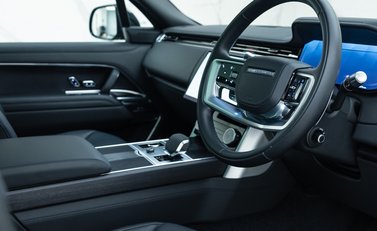 Land Rover Range Rover P530 FIRST EDITION 10