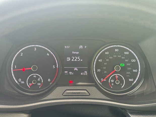 Volkswagen Transporter Shuttle (Sold) 2.0 TDI SE 8 Seater Diesel DSG SWB Euro 6 (s/s) (150 ps) 17