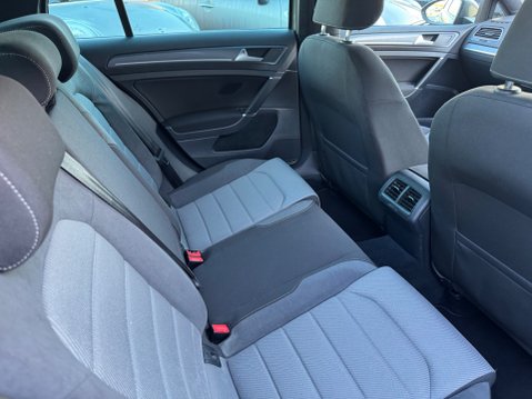 Volkswagen Golf R-LINE TSI ACT BLUEMOTION TECHNOLOGY 61