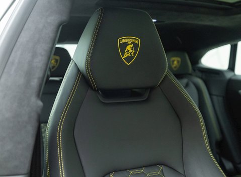 Lamborghini Urus 11