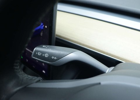Tesla Model Y (Dual Motor) Long Range SUV 5dr Electric Auto 4WDE (384 bhp) 35