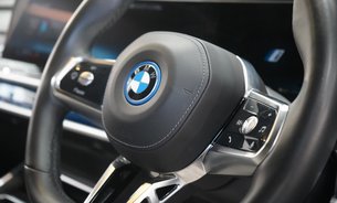 BMW I7 EDRIVE50 M SPORT Ultimate Pack Theatre Screen Bowers&Wilkins No Lux Tax VQ 23