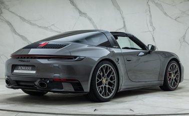 Porsche 911 Targa 4S (992) 9