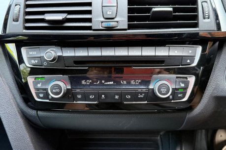 BMW 3 Series 320I XDRIVE M SPORT TOURING 43