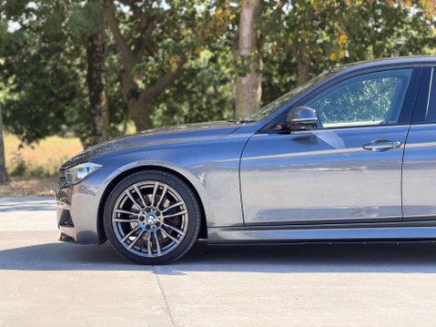 BMW 3 Series 3.0 330d M Sport Auto 4dr 27