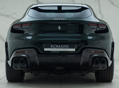 Ferrari Purosangue 8