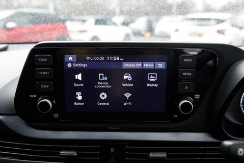 Hyundai BAYON T-GDI SE CONNECT DCT MHEV 27