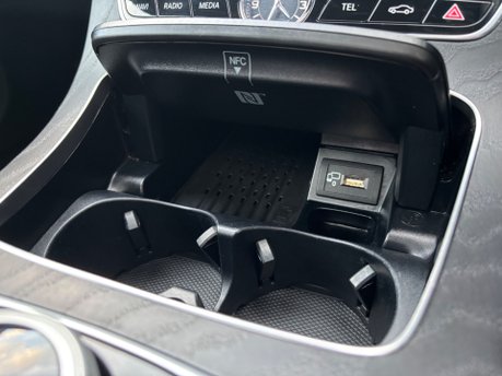 Mercedes-Benz E Class 2.0 E220d AMG Line (Premium Plus) Estate 5dr Diesel G-Tronic+ Euro 6 (s/s) 39