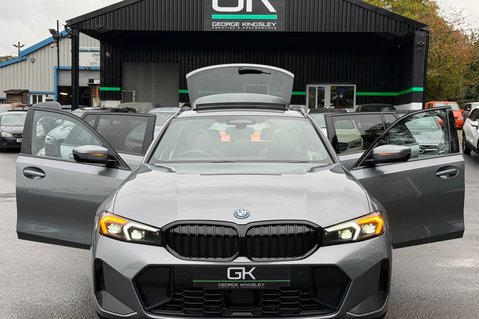 BMW 3 Series 330E M SPORT -VAT Q -DRIVING ASSISTANT PRO -PAN ROOF -H/K -M PRO PACK 21