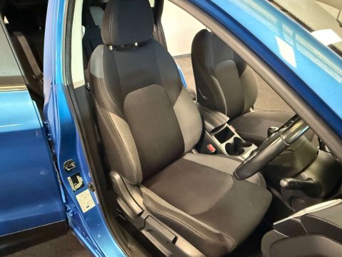 Nissan Qashqai 1.3 Qashqai N-Connecta DiG-T 5dr 10