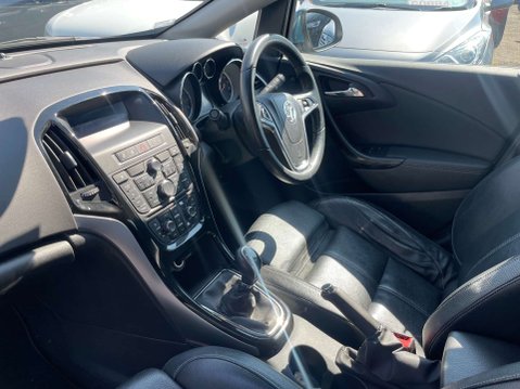 Vauxhall Astra 1.6 Astra Elite 5dr 34