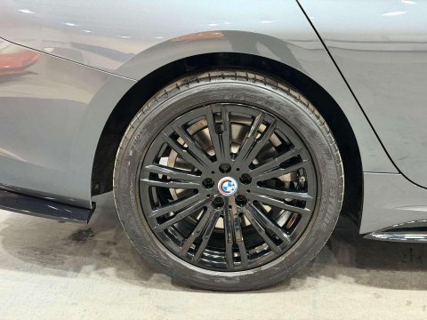 BMW 3 Series 2.0 330e 12kWh M Sport Saloon 4dr Petrol Plug-in Hybrid Auto Euro 6 (s/s) ( 42