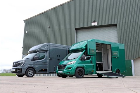 Citroen Relay Brand new 4.5 ton horse box pre reg delivery miles ready to go  26