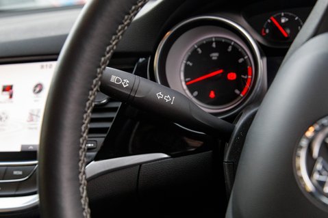 Vauxhall Astra ELITE NAV 16