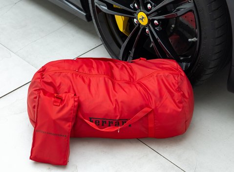 Ferrari GTC4 Lusso V12 36