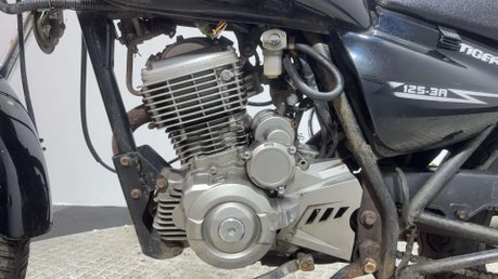 Zontes ZT ZT 125 2017 RUNNING PROJECT BIKE NAKED 125CC LEARNER 26