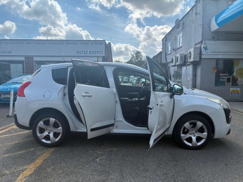 Peugeot 3008 1.6 HDi Envy SUV 5dr Diesel Manual Euro 5 (112 ps) 5