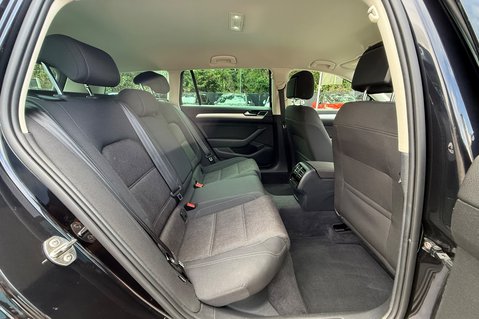 Volkswagen Passat SE BUSINESS TDI BMT DSG - £35 ROAD TAX -ULEZ READY -ADAPTIVE CRUISE CONTROL 17
