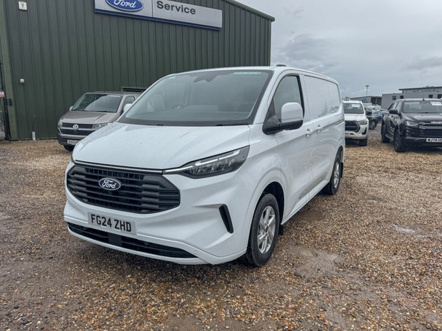 Ford Transit Custom SWB L1H1 [SOLD CR] Low Roof Limited 280 Air Con Alloys Sensors Cam EURO 6 2