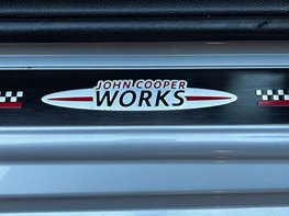 Mini Hatch 1.5 Cooper Sport Auto 3dr 74