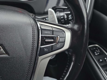 Mitsubishi Outlander 2.0h 12kWh GX5h SUV 5dr Petrol Plug-in Hybrid CVT 4WD Euro 6 (s/s) (200 ps) 25