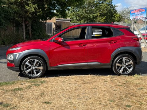 Hyundai KONA PREMIUM SE 1 OWNER 7