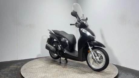 Honda SH300i SH 300 2016 32K VERY CLEAN MOT JAN 2027 300CC SCOOTER 3