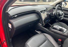 Hyundai TUCSON 1.6 T-GDI ULTIMATE HYBRID AUTO 33